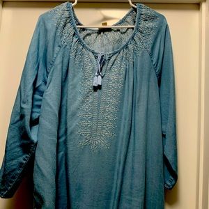 Comfy denim tunic with pretty white embroidery.